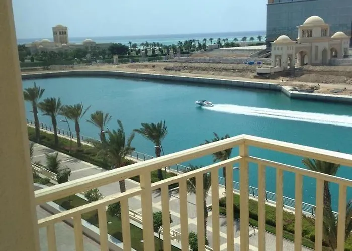 شقة الوسام المارينا1 اطلالة بحرية عوائل فقط