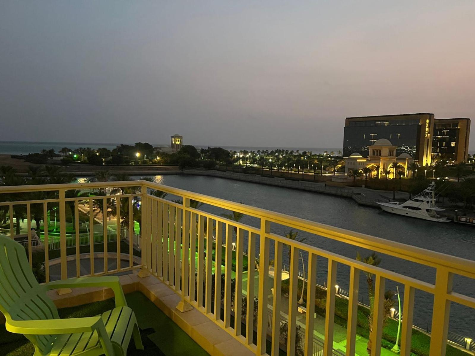 Apartment الوسام المارينا1 اطلالة بحرية عوائل فقط *